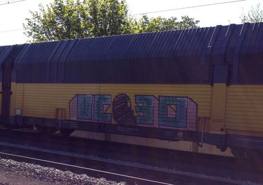 Graffiti Train - Photo by ZUGZWANG