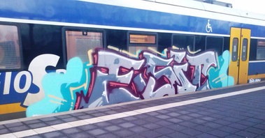 Graffiti Wall - Photo by ZUGZWANG - esit, bremerhaven, 27 (2015)