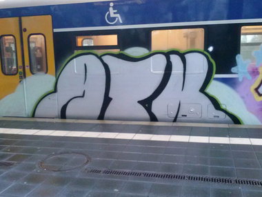 Graffiti Train - Photo by ZUGZWANG - atk, bremerhaven, 27