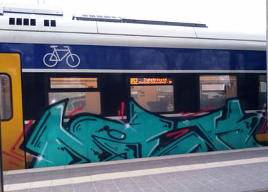 Graffiti Train - Photo by ZUGZWANG - niek (2017)