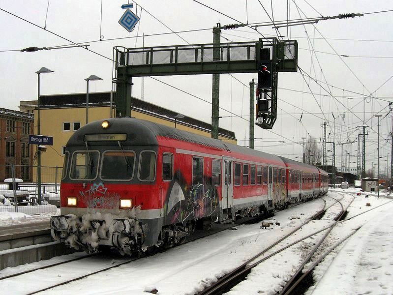 Graffiti Train - Photo by ZUGZWANG - taps, bremen