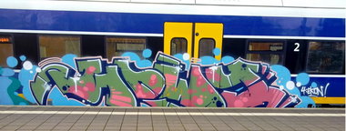 Graffiti Train - Photo by ZUGZWANG - howy, bremerhaven, 27 (2015)