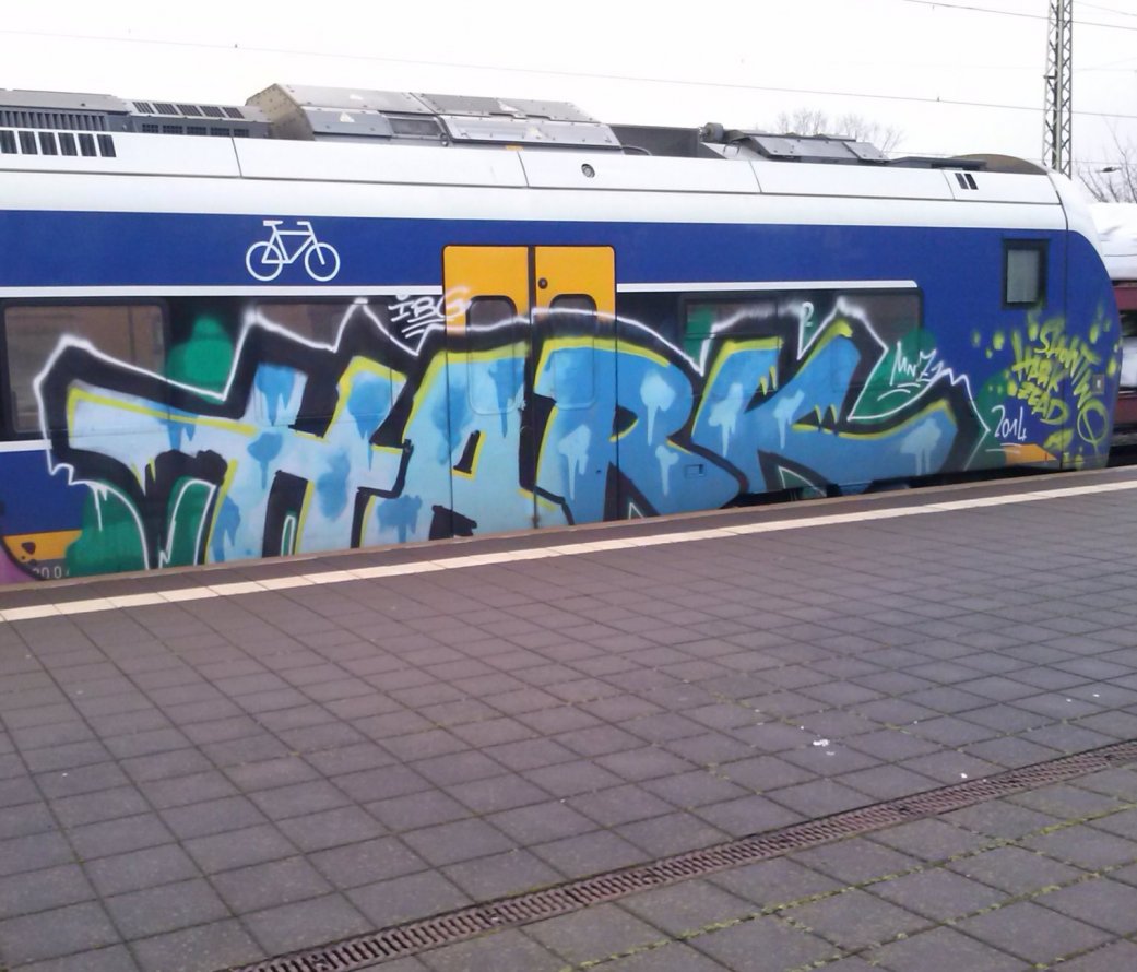 Graffiti Train - Photo by ZUGZWANG - hark, abm, bremerhaven (2014)