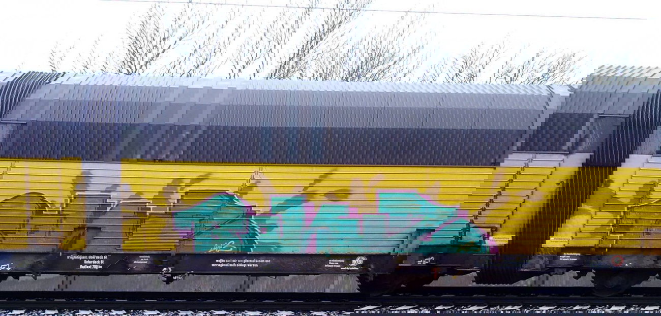 Graffiti Train - Photo by ZUGZWANG - bremerhaven, 27, bremen (2015)