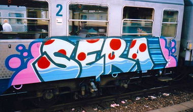Graffiti Train - Photo by ZUGZWANG - sera