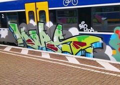 Graffiti Train - Photo by ZUGZWANG - moa