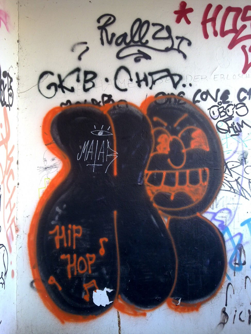 Graffiti Bombing - Photo by ZUGZWANG - ho