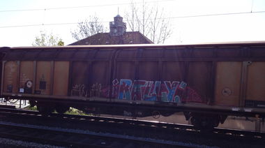 Graffiti Train - Photo by ZUGZWANG - rally