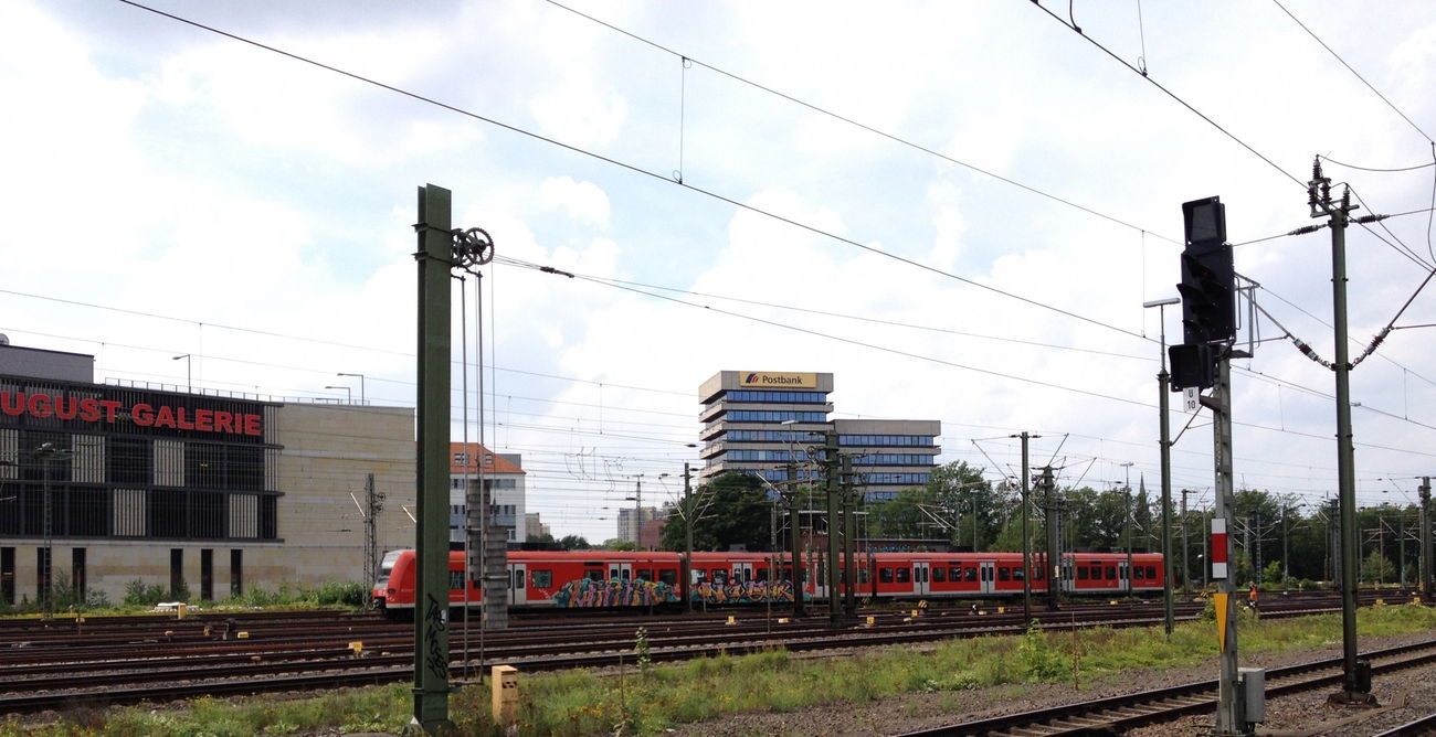 Graffiti Train - Photo by ZUGZWANG (2017)