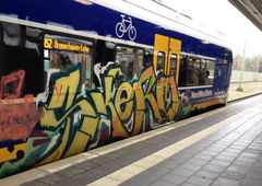 Graffiti Train - Photo by ZUGZWANG - skero (2017)