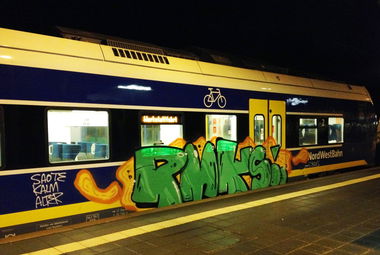Graffiti Train - Photo by ZUGZWANG - rmk (2018)