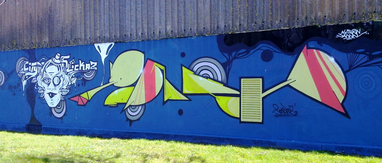 Graffiti Photo by ZUGZWANG - caber, bremerhaven