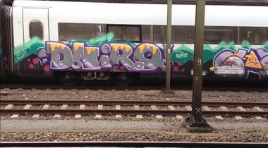Graffiti Train - Photo by ZUGZWANG - dniro (2017)