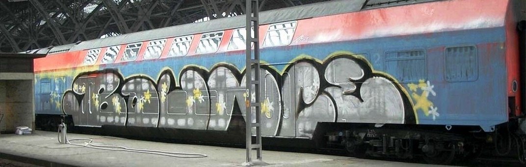 Graffiti Train - Photo by ZUGZWANG