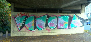 Graffiti Bombing - Photo by ZUGZWANG