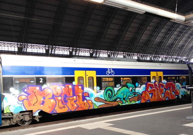 Graffiti Train - Photo by ZUGZWANG - bigl, siet (2017)