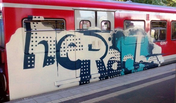 Graffiti Train - Photo by ZUGZWANG - rage, rache, dsf