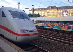 Graffiti Train - Photo by ZUGZWANG (2017)