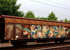 Graffiti Train - Photo by ZUGZWANG - jbcb