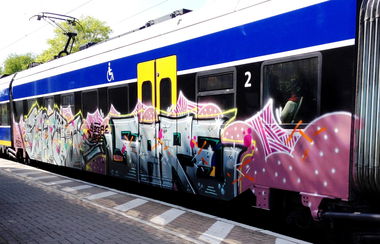 Graffiti Train - Photo by ZUGZWANG (2018)