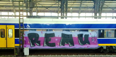 Graffiti Train - Photo by ZUGZWANG - remu, remuk, bremen (2015)