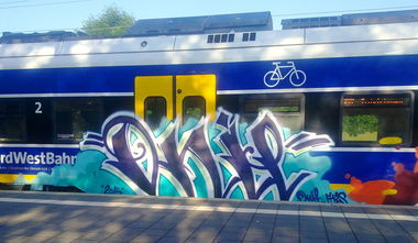 Graffiti Train - Photo by ZUGZWANG - onil, bremerhaven, 27 (2015)