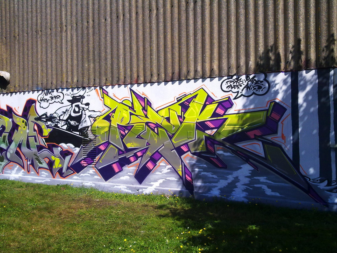 Graffiti Wall - Photo by ZUGZWANG