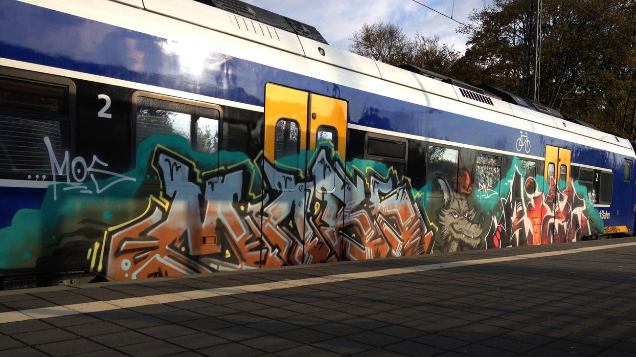 Graffiti Train - Photo by ZUGZWANG - jbcb, rize (2017)