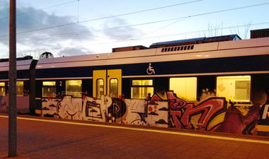 Graffiti Train - Photo by ZUGZWANG (2017)