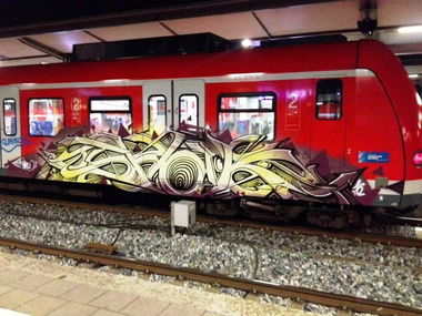 Graffiti Train - Photo by ZUGZWANG