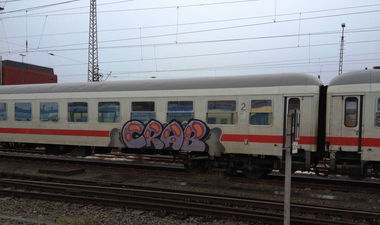 Graffiti Train - Photo by ZUGZWANG - crab (2017)