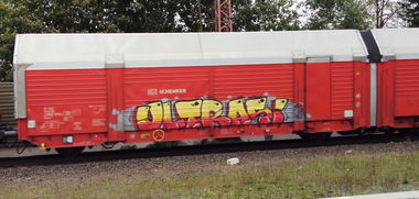 Graffiti Train - Photo by ZUGZWANG
