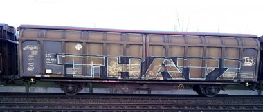 Graffiti Train - Photo by ZUGZWANG - thatz, bremerhaven