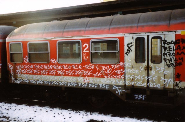 Graffiti Train - Photo by ZUGZWANG - tese, dsf, hamburg