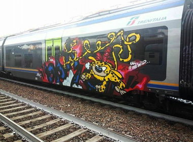 Graffiti Train - Photo by ZUGZWANG