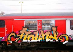 Graffiti Train - Photo by ZUGZWANG - round