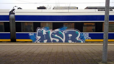 Graffiti Train - Photo by ZUGZWANG - hsr (2016)