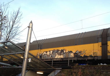 Graffiti Train - Photo by ZUGZWANG