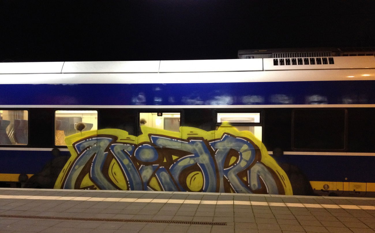 Graffiti Train - Photo by ZUGZWANG (2017)