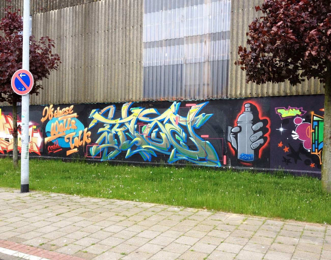 Graffiti Wall - Photo by ZUGZWANG (2017)