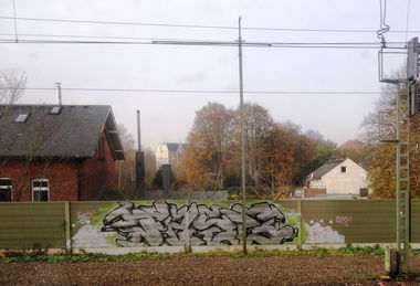 Graffiti Bombing - Photo by ZUGZWANG - fase