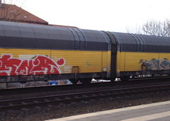 Graffiti Train - Photo by ZUGZWANG