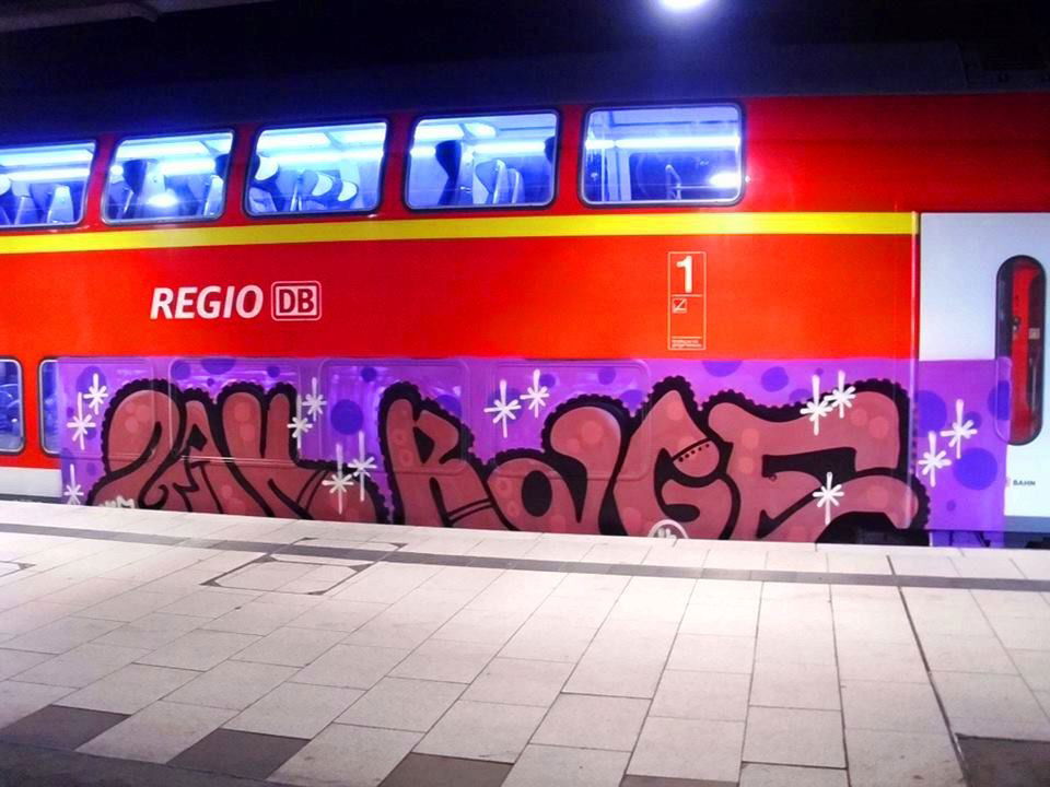 Graffiti Train - Photo by ZUGZWANG - rage, dsf