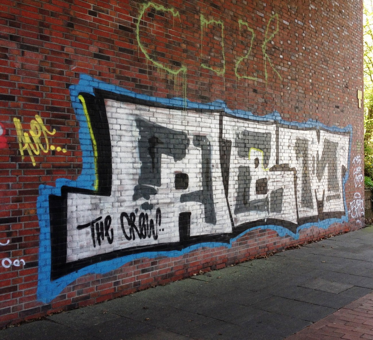 Graffiti Bombing - Photo by ZUGZWANG - abm