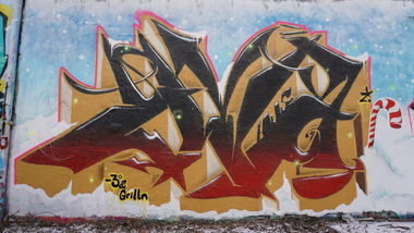 Graffiti Wall - Photo by ZWACE - HUS (2022)