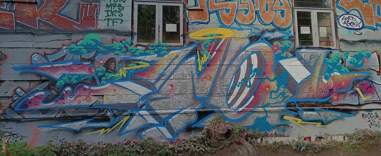 Graffiti Wall - Photo by ZWACE - HUS