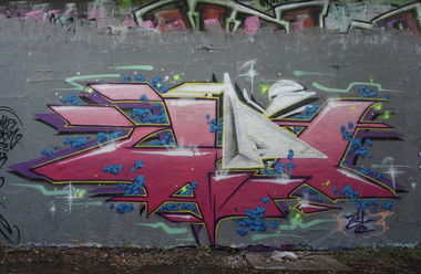 Graffiti Wall - Photo by ZWACE - HUS (2022)