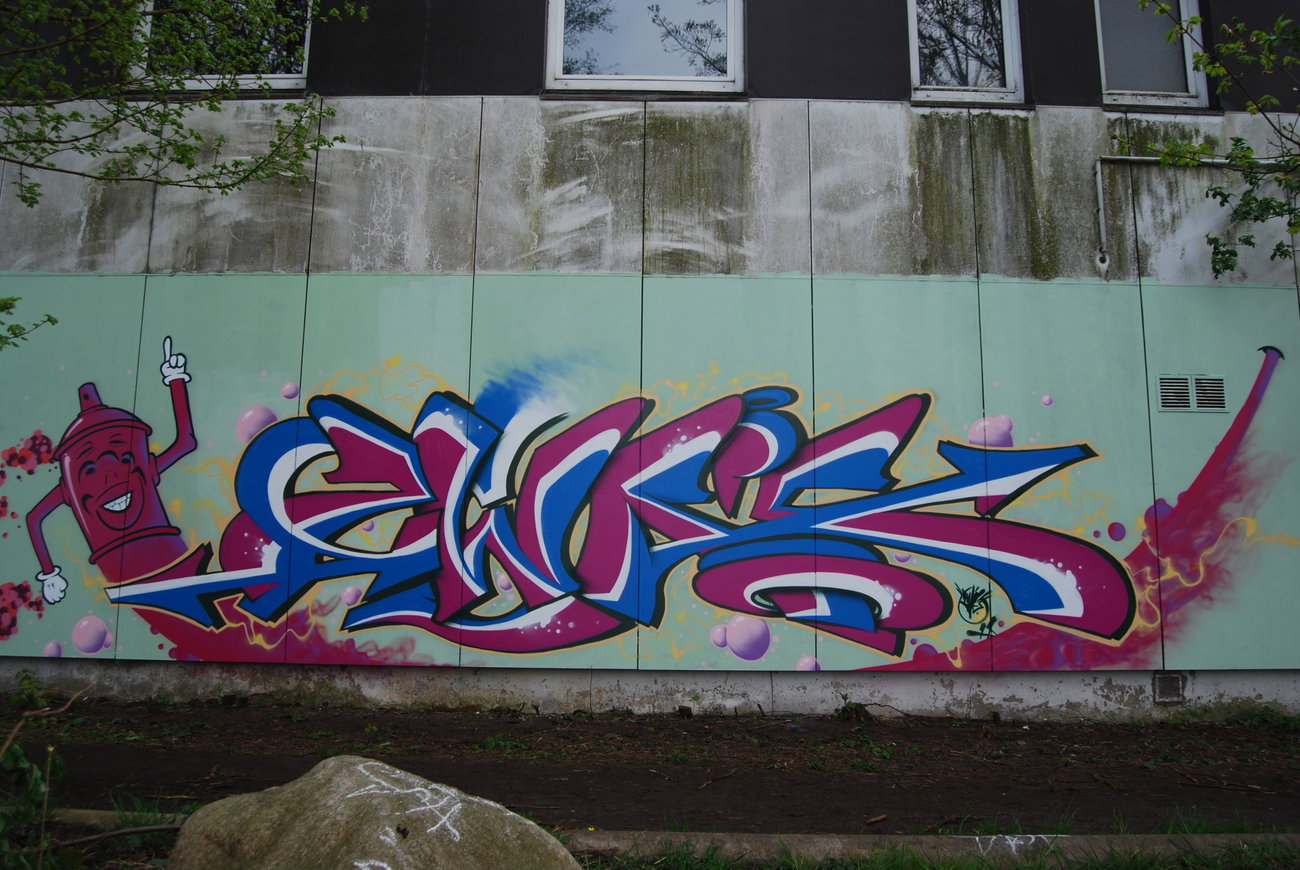 Graffiti Wall - Photo by ZWACE (2014)