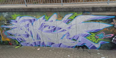Graffiti Wall - Photo by ZWACE - HUS (2021)