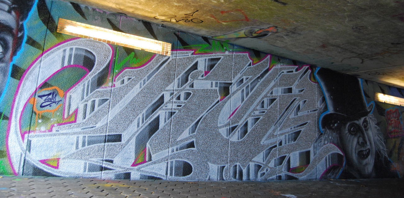Graffiti Wall - Photo by ZWACE - HUS (2021)